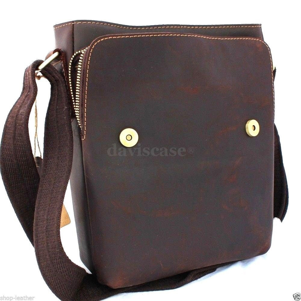Genuine vintage brown leather men's messenger bag by DAVISCASE, with shoulder strap and crossbody design for school and everyday use.