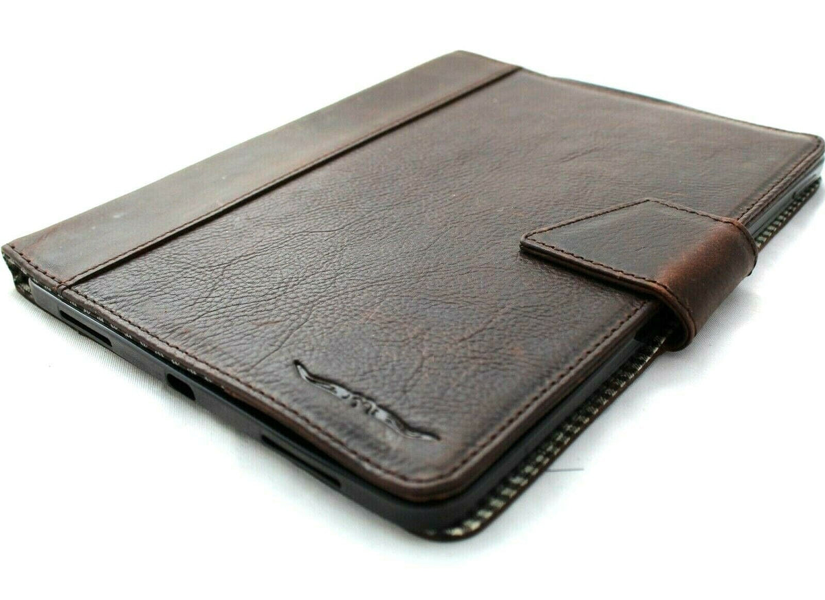 Genuine vintage leather iPad 10.2 case by DAVISCASE with card slots, flip cover, slim design, handmade in dark brown.