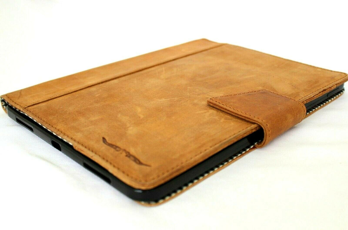 Vintage leather iPad Pro 11 (2020) case by DAVISCASE with flip cover, credit card slots, slim tan handmade hard shell.