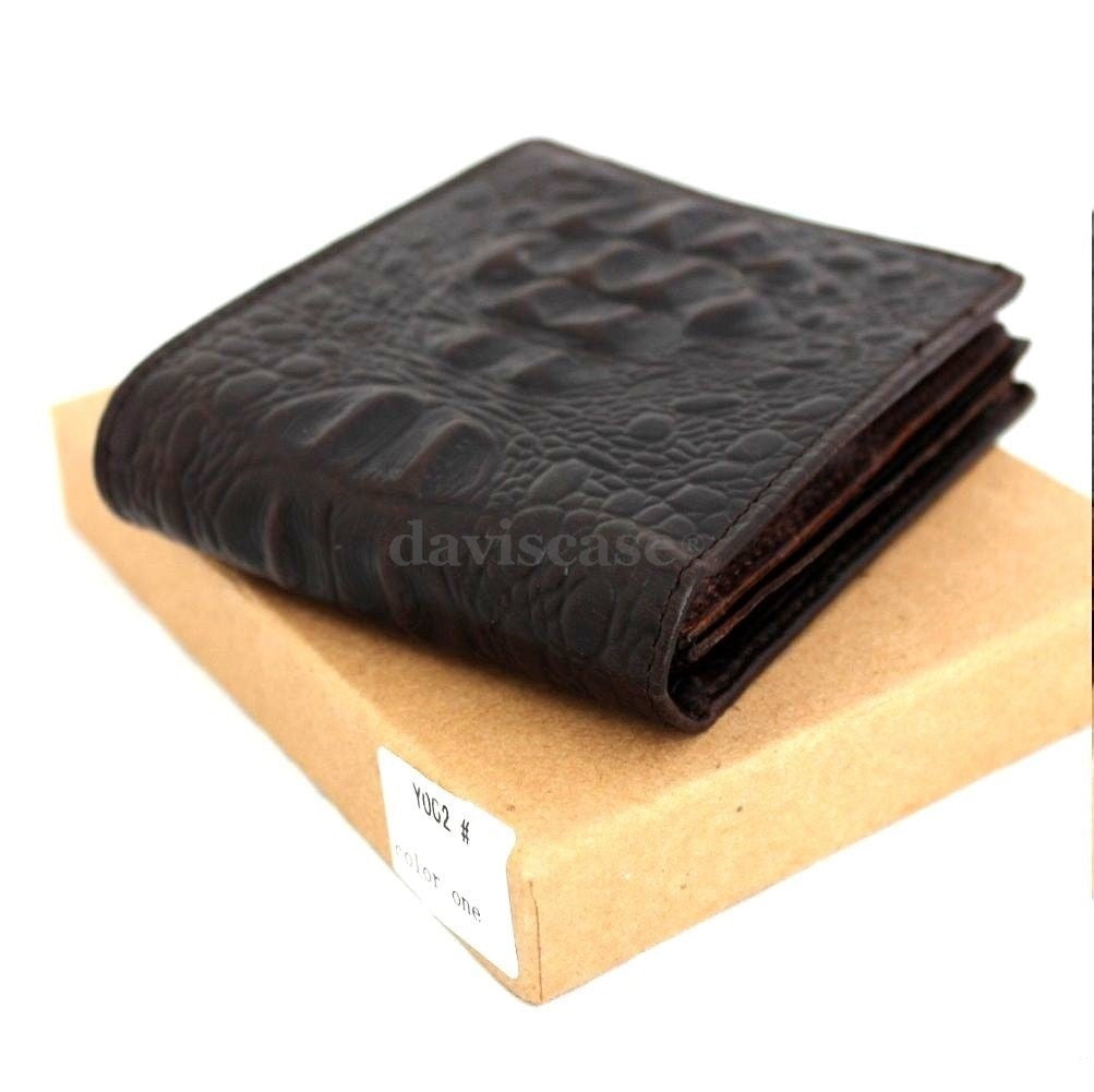 Men's DAVISCASE genuine leather money clip wallet with crocodile pattern, slim card and billfold pocket for cash and cards.