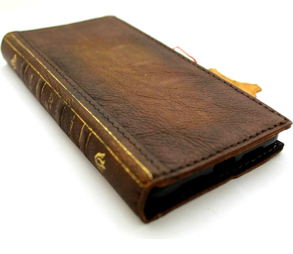 Genuine leather Google Pixel case by DAVISCASE, wallet-style with stand, compatible with Pixel 7, 8, 9, 10, and 11 series.