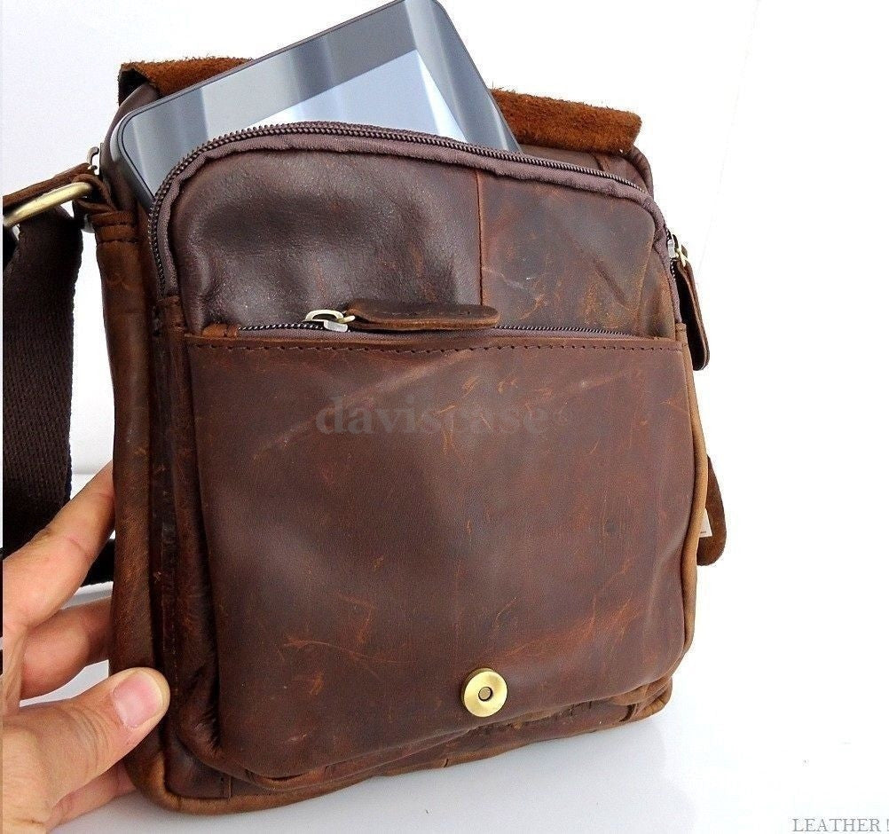Genuine full leather vintage men's shoulder bag by DAVISCASE, crossbody messenger style with classic design and spacious interior.