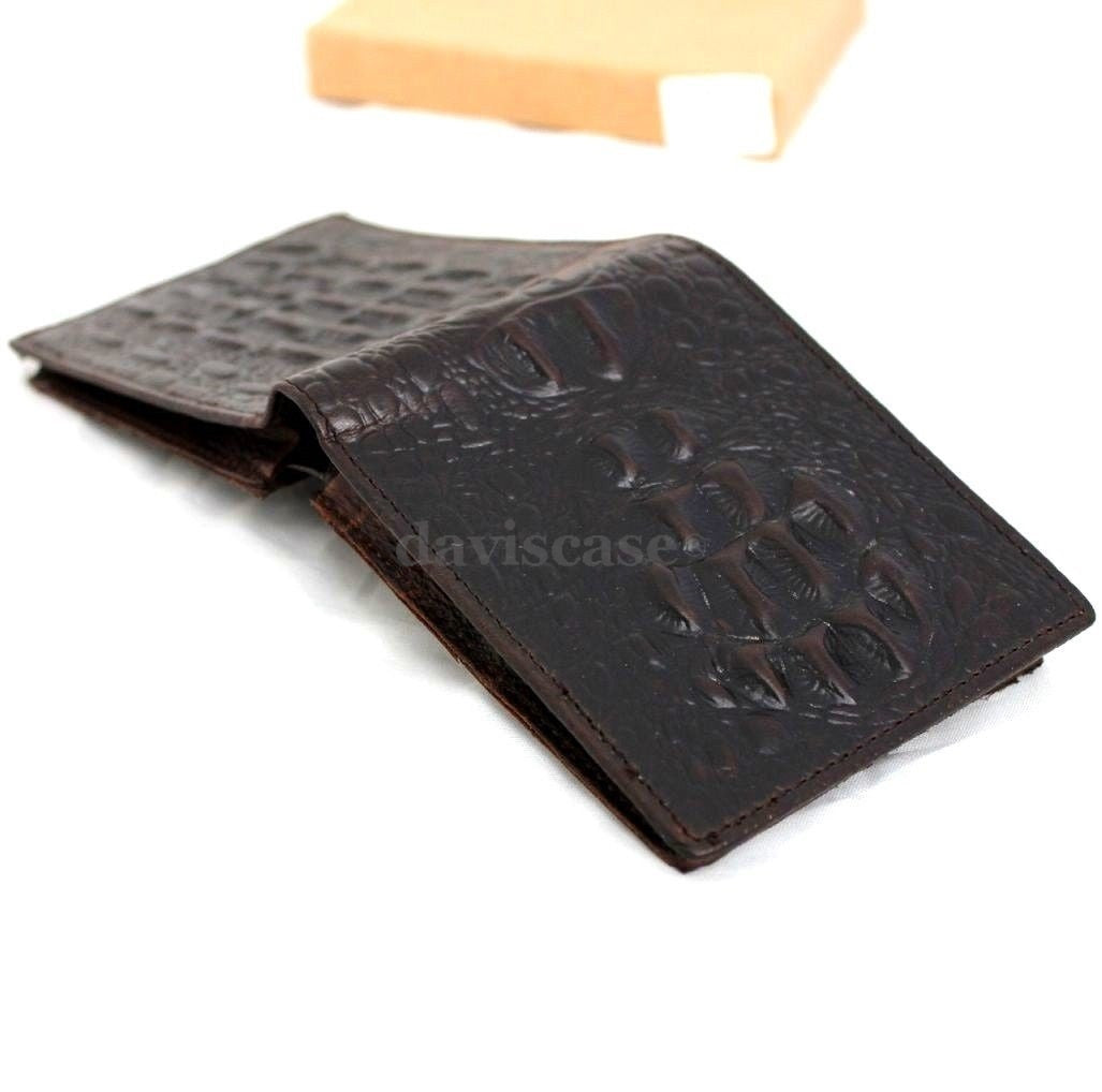 Men's genuine leather money clip wallet by DAVISCASE with crocodile texture, slim pocket purse for cards and bills.
