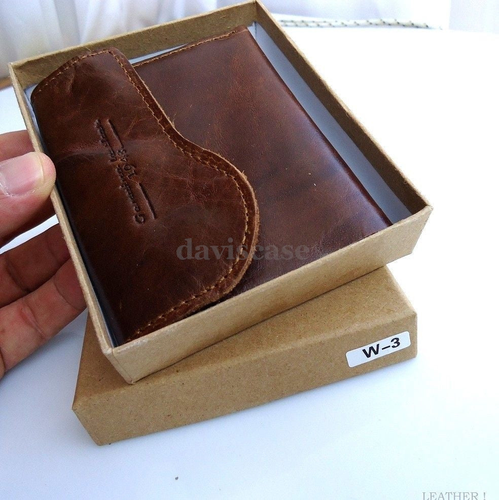 Men's genuine leather wallet by DAVISCASE with 6 credit card slots, 2 ID windows, 2 bill sections in brown leather.