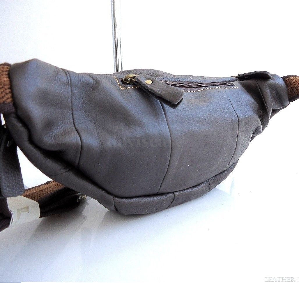 Genuine natural leather men's shoulder wallet bag with pocket and waist pouch style by DAVISCASE, featuring multiple compartments and durable design.