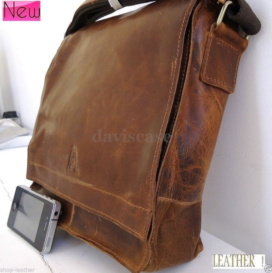 Men's vintage leather messenger bag with genuine leather craftsmanship, suitable for iPad, laptop, and everyday use.