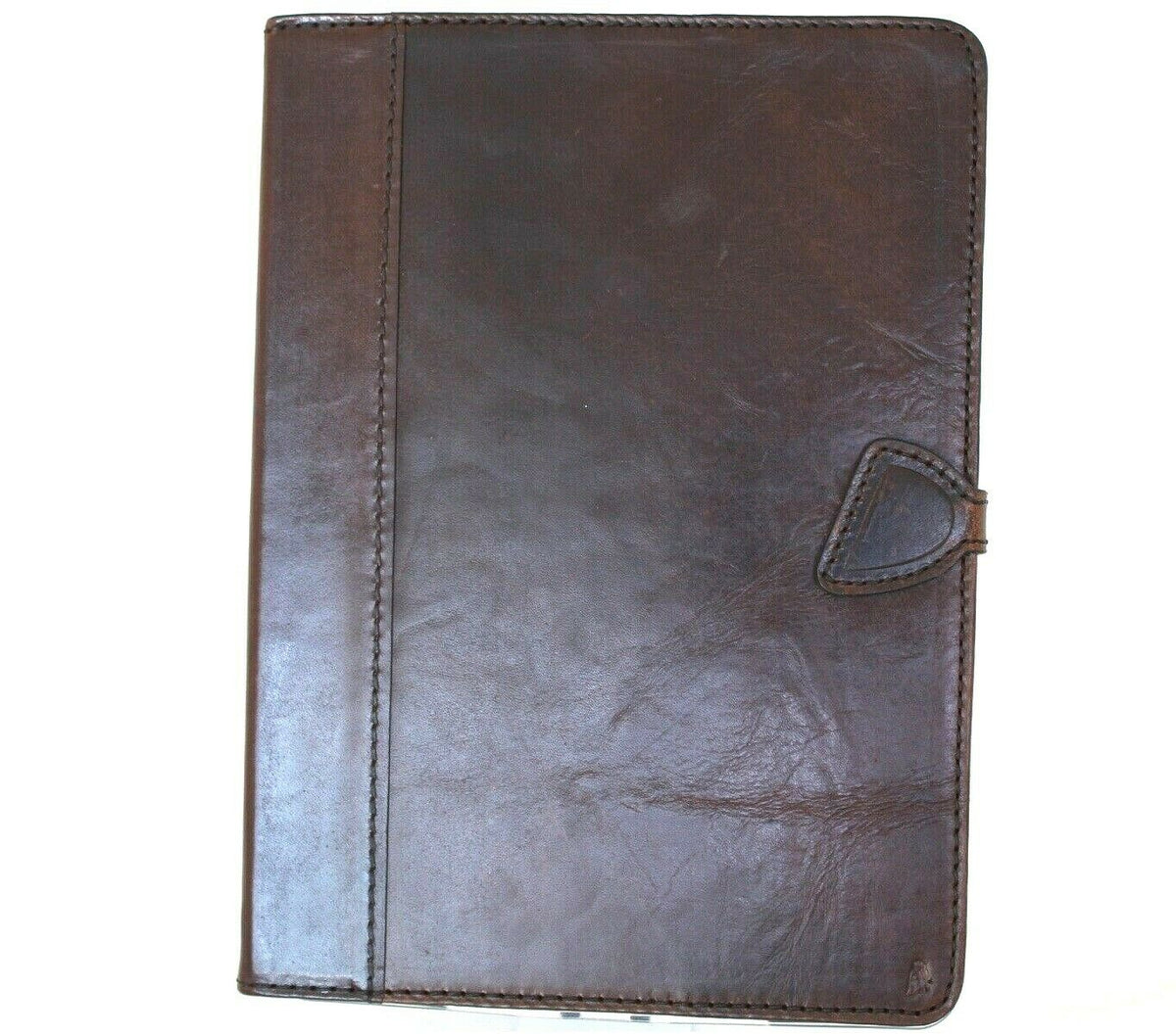 Genuine leather flip case for Apple iPad 10.9 (2022) 10th gen by DAVISCASE, with credit card slots and slim design.