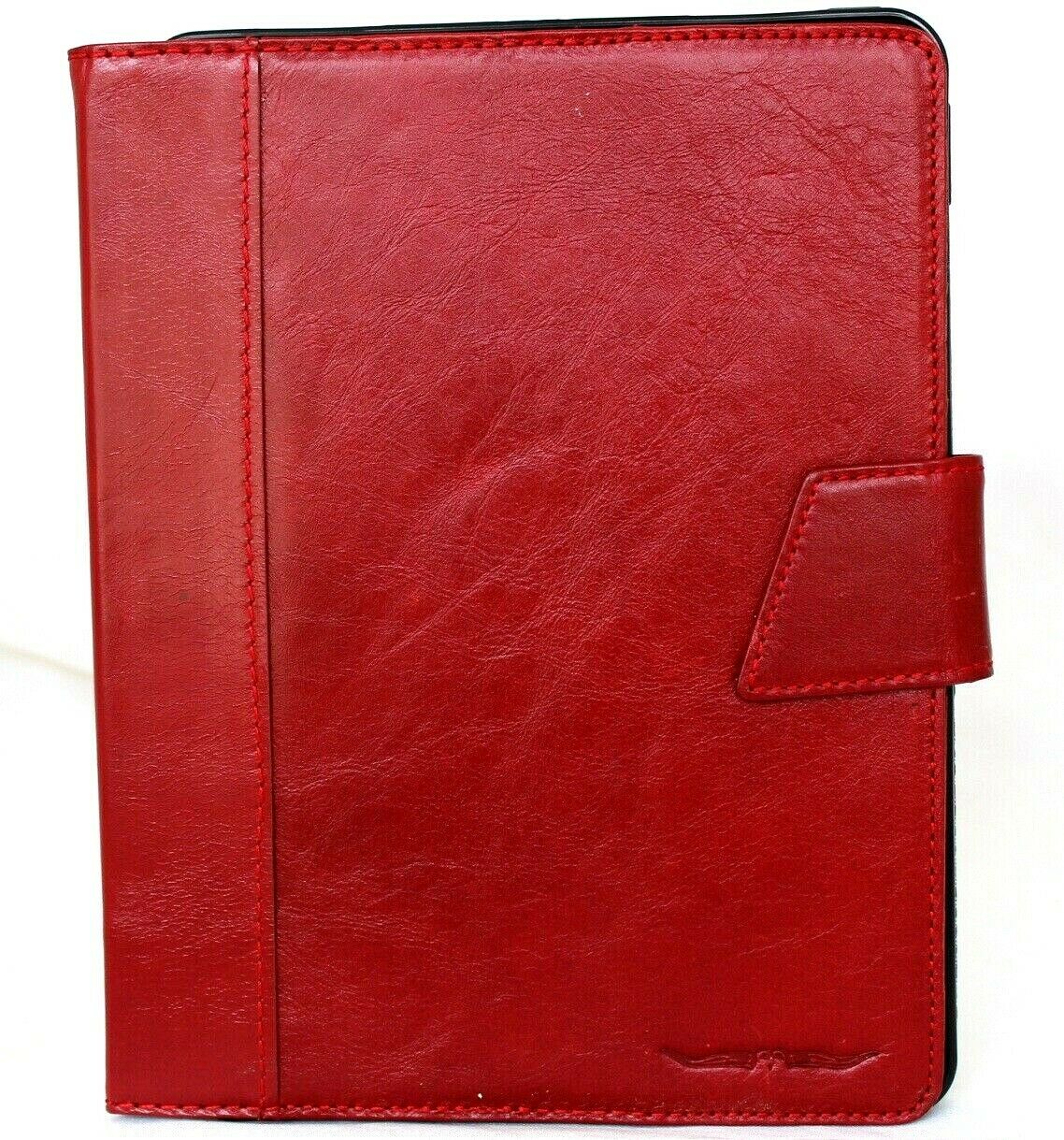Red DavisCase vintage leather iPad Pro 11 (2020) flip cover with credit card slots, handmade slim hard case for Apple tablet.