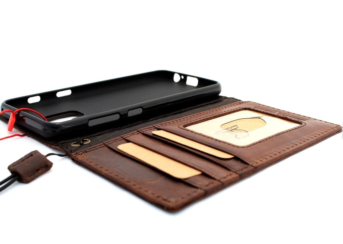 Handmade genuine Italian leather wallet case for Samsung Galaxy A8 2018, featuring a book-style design and business-inspired style.