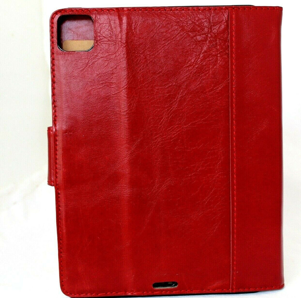 Red DavisCase vintage leather iPad Pro 11 (2020) hard cover with flip design, credit card slots, and slim handmade craftsmanship.