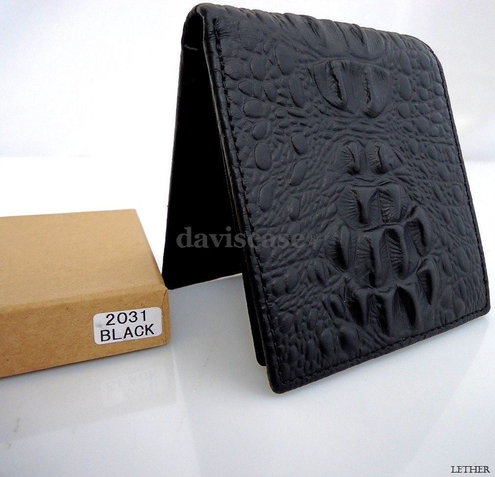 Men's genuine vintage crocodile leather wallet with coin pocket, black cowhide purse from DAVISCASE, showcasing its textured surface.