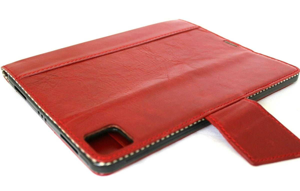 Red genuine vintage leather iPad Pro 11 (2020) case by DAVISCASE with flip cover, credit card slots, and slim hard shell design.