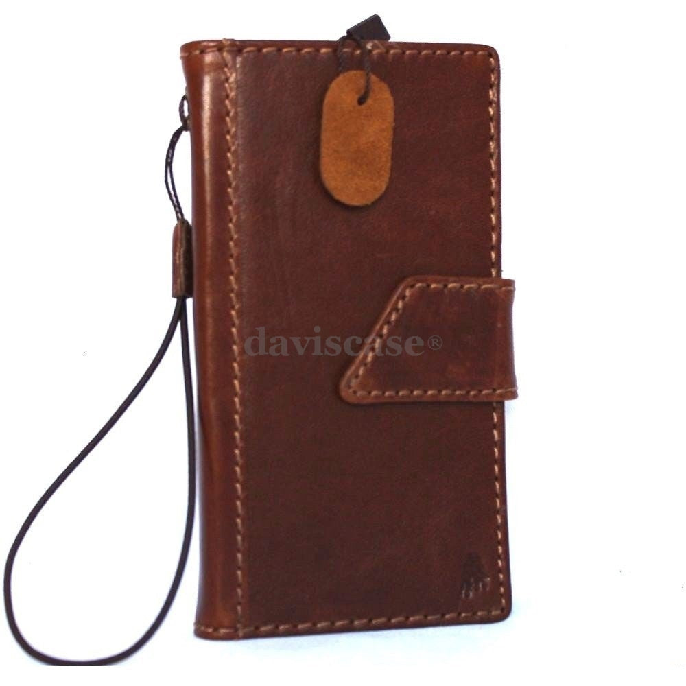 Light brown genuine Italian vintage leather phone case for LG G3, slim handmade book wallet with magnet closure.