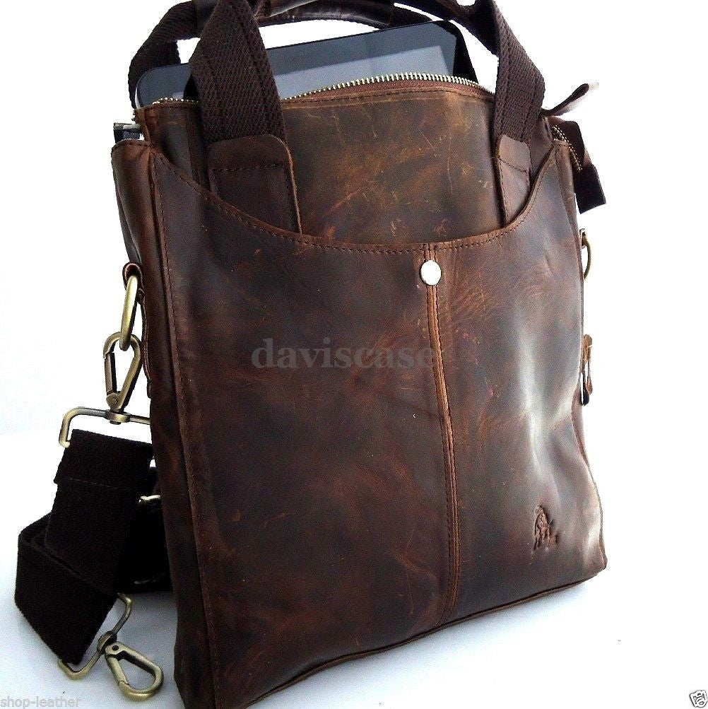 Mens dark brown leather messenger bag by DAVISCASE, retro-style crossbody shoulder satchel for everyday use.