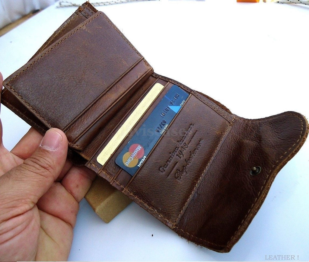 Men's brown genuine leather wallet with 6 credit card slots, 2 ID windows, and 2 bill sections by DAVISCASE.