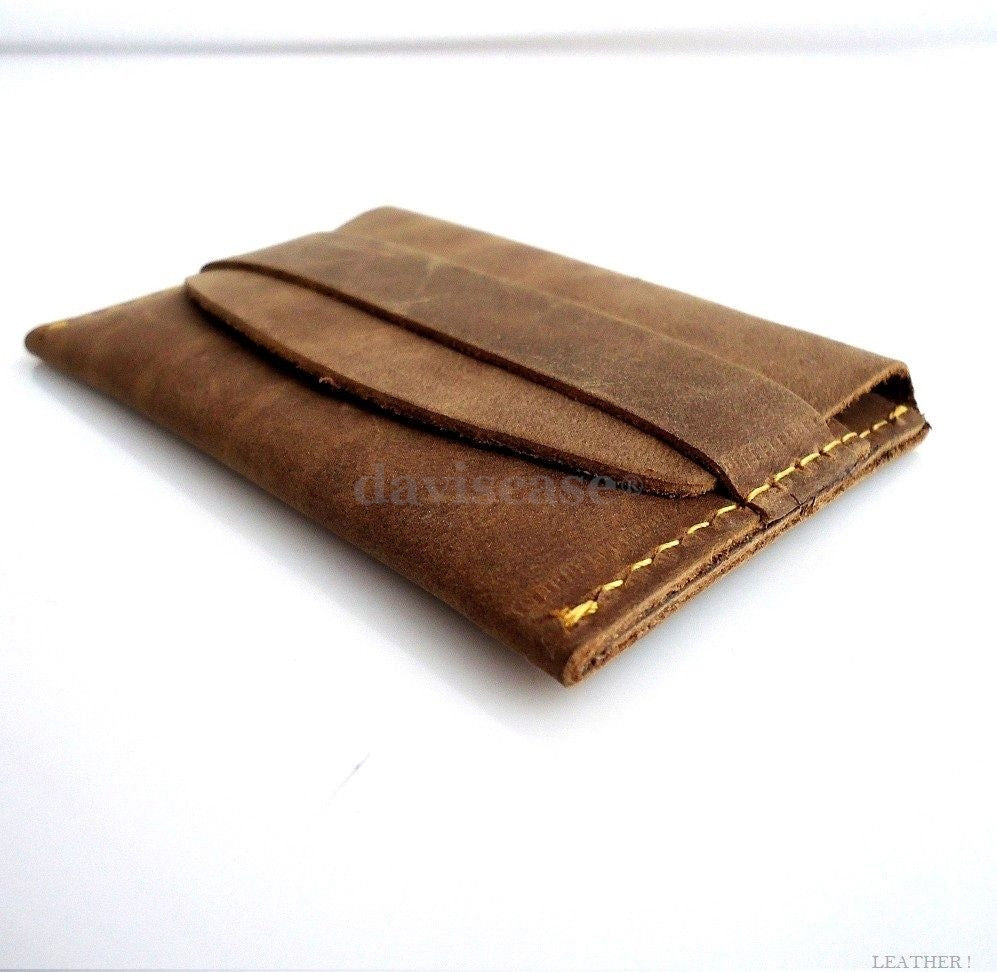 Genuine leather men's mini wallet by DAVISCASE with slim design, money and ID card slots, minimal credit holder for everyday use