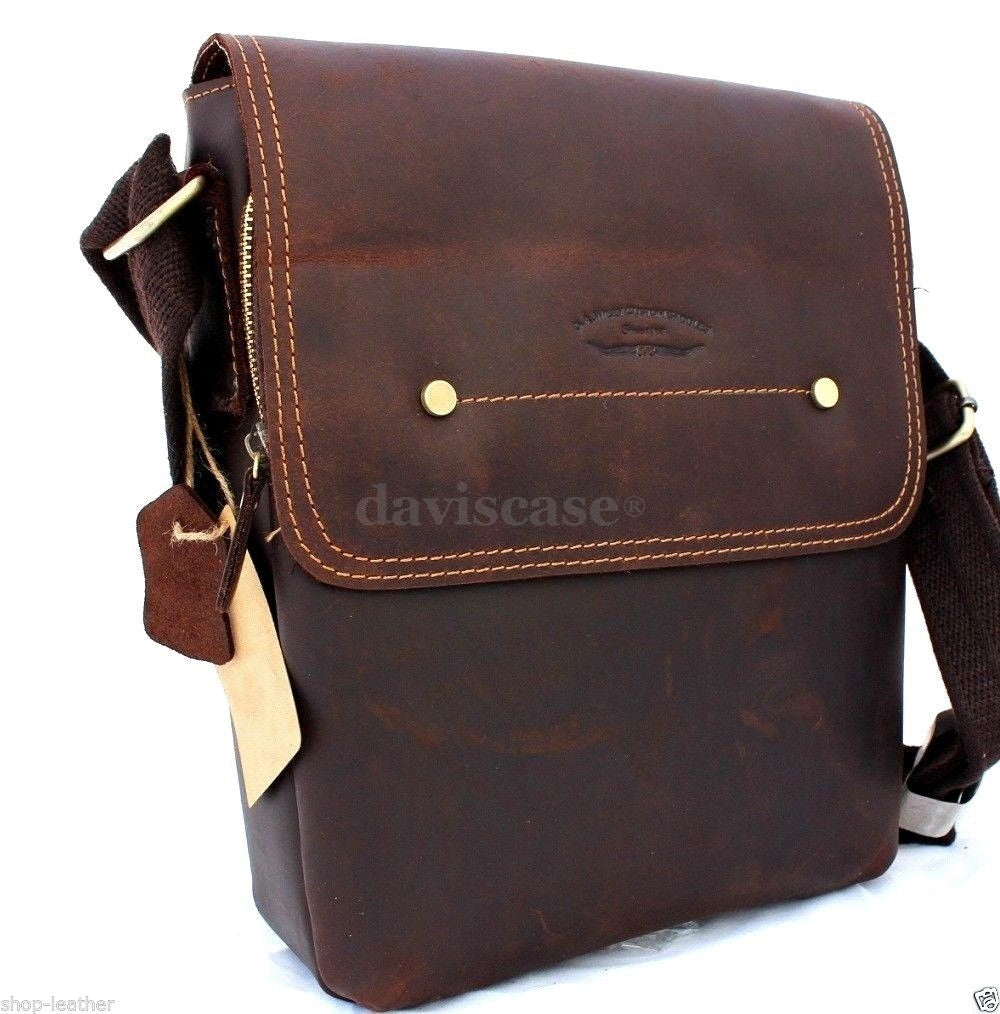 Genuine vintage-style brown leather men's messenger bag by DAVISCASE, shoulder satchel with cross-body strap for school or daily use.
