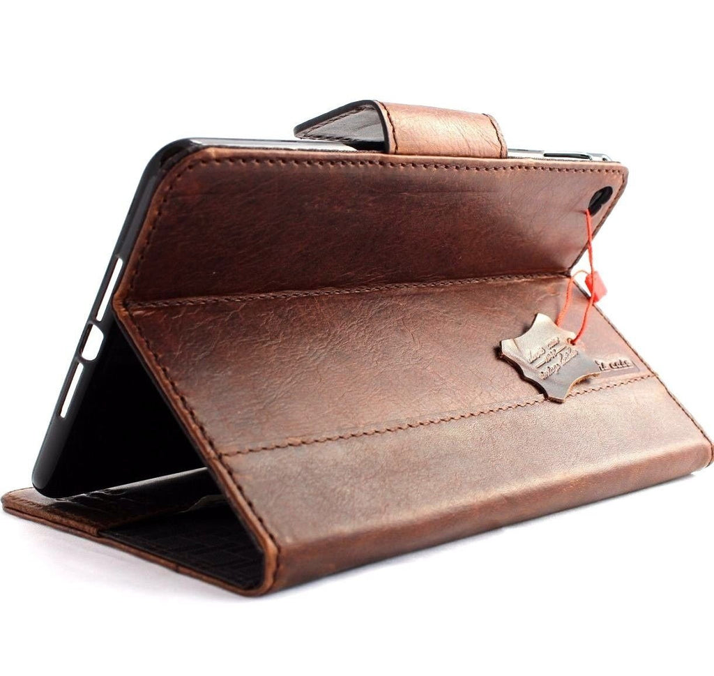 Natural full leather iPad mini 4 case with card slots, magnetic closure, slim design, in rich brown leather.