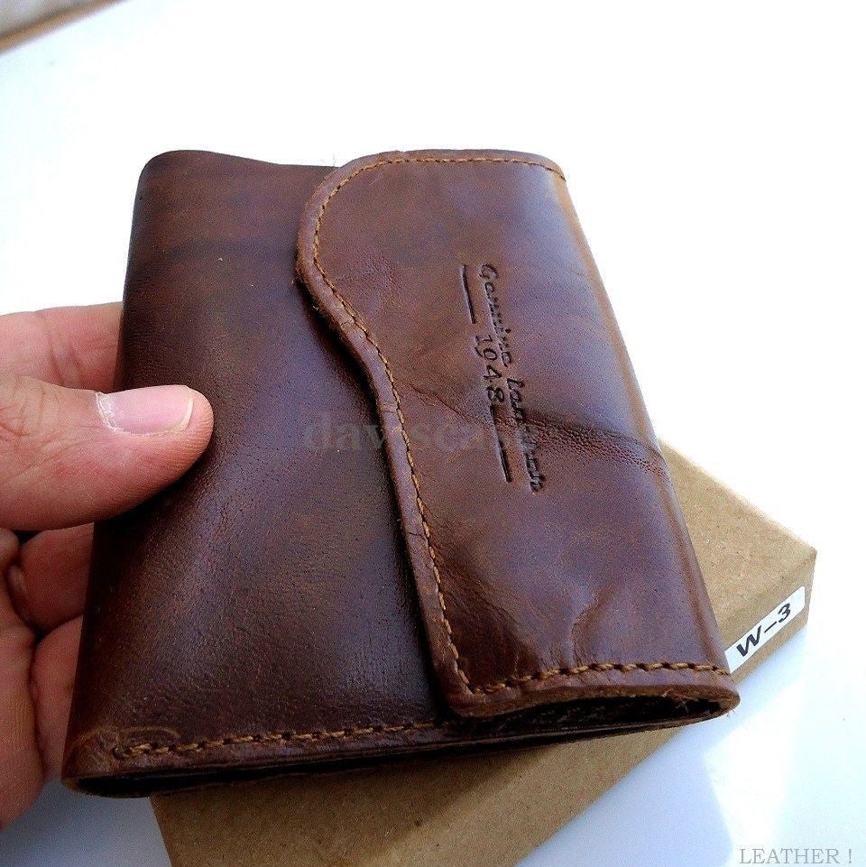 Men's brown genuine leather wallet by DAVISCASE with 6 credit card slots, 2 ID windows, and 2 bill sections.