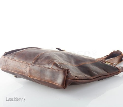 Men's vintage dark leather messenger bag for iPad and laptop by DAVISCASE, featuring a genuine leather design with retro style.