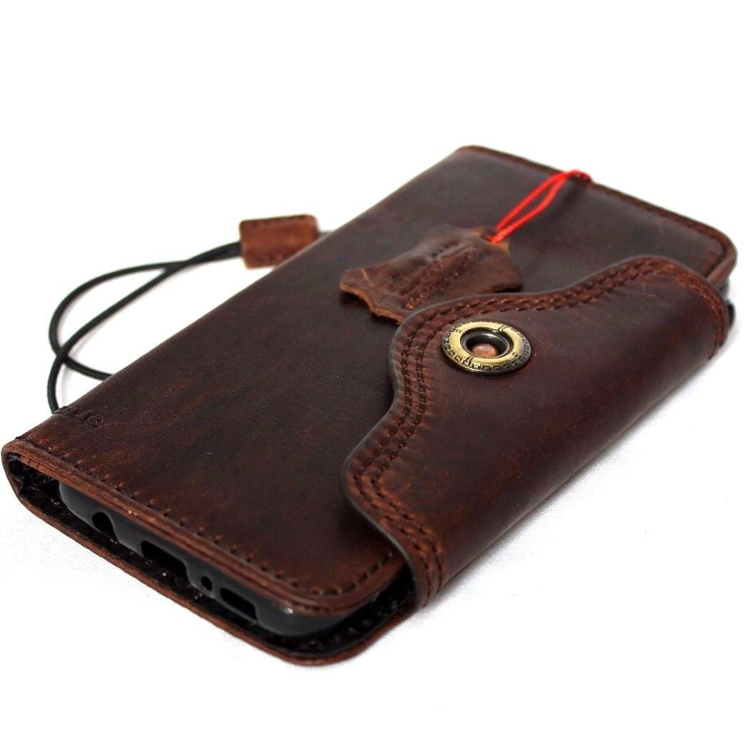 Genuine leather Samsung Galaxy S8 wallet case with magnetic closure, slim handmade book cover in black leather.