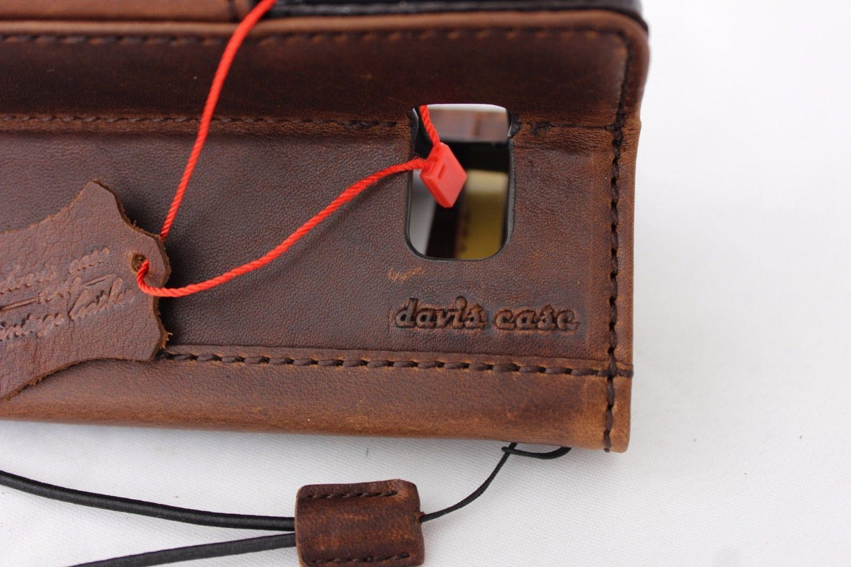 Handmade genuine Italian leather wallet case for Samsung Galaxy S8 Plus, featuring a classic book-style design and precise fit.