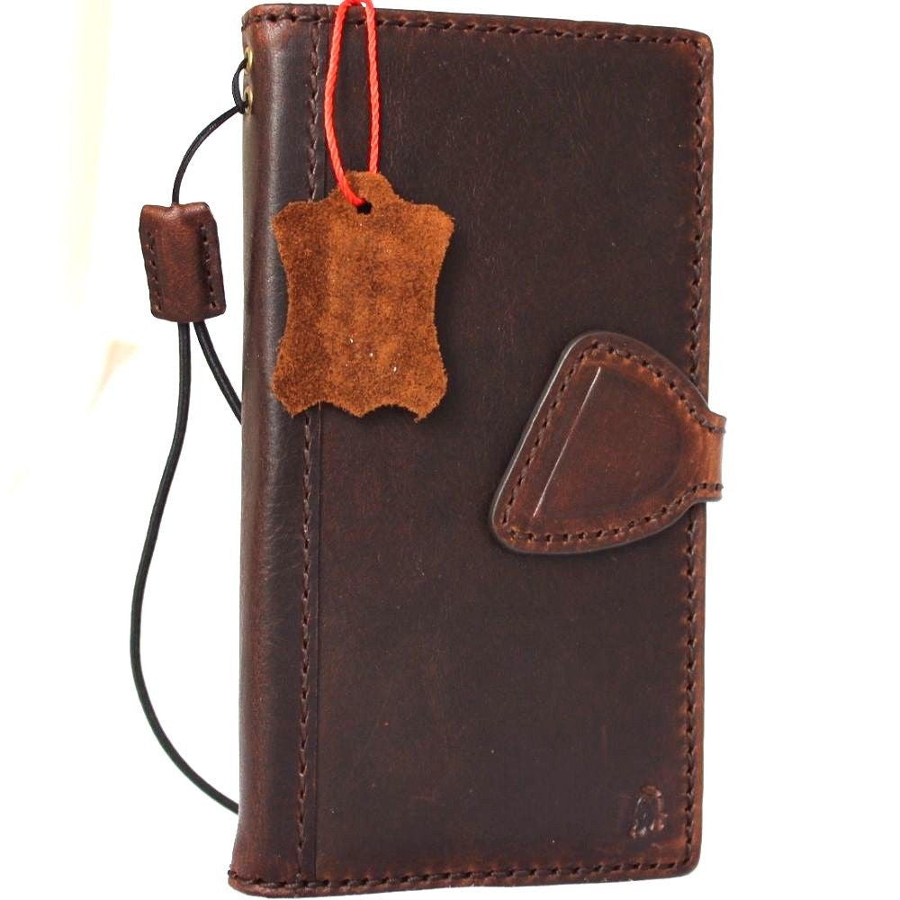 Handmade genuine leather wallet case for Samsung Galaxy S8 with magnetic closure, natural leather cover, and card slots.