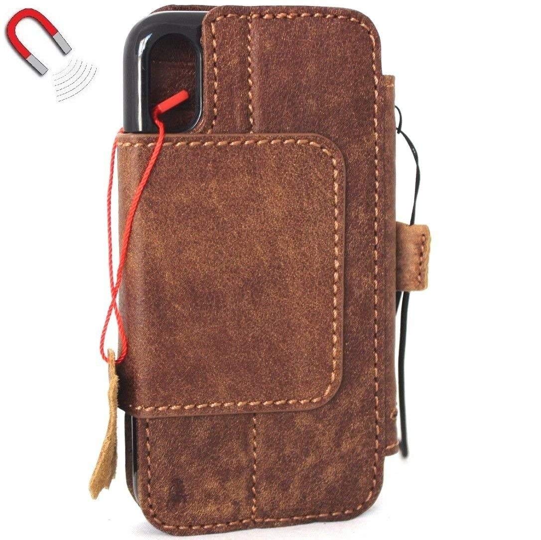 DavisCase genuine leather iPhone XS wallet case with magnetic closure, credit card slots, and detachable cover in a retro design.