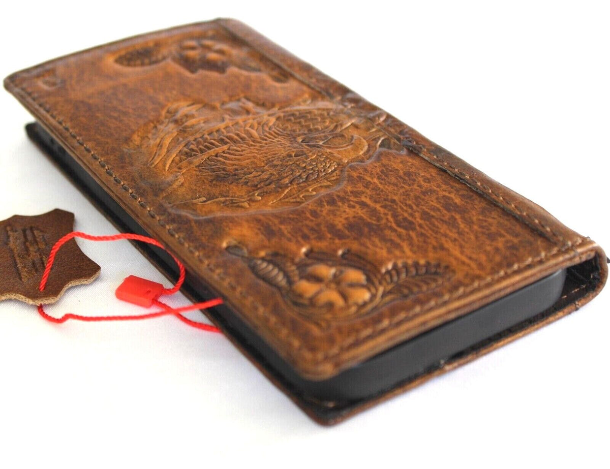 Handmade genuine leather phone case by DAVISCASE for iPhone 17, 16, 11-15 Pro Max, Air 7-8 plus, vintage tan, with credit card slots.