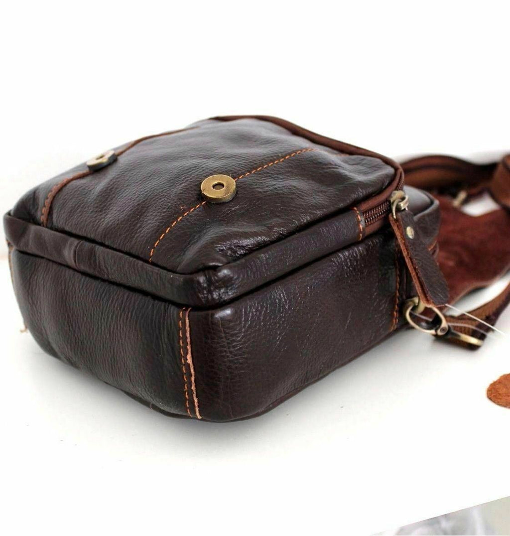 Brown Daviscase genuine full grain leather men's waist pouch with vintage crossbody style and adjustable canvas belt.