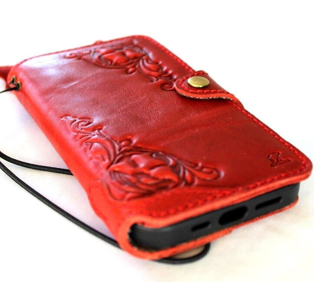 Genuine vintage red leather phone case for Samsung Galaxy S22, S21, S20, S23, S24, S25 Ultra, with wallet and decorative edges.