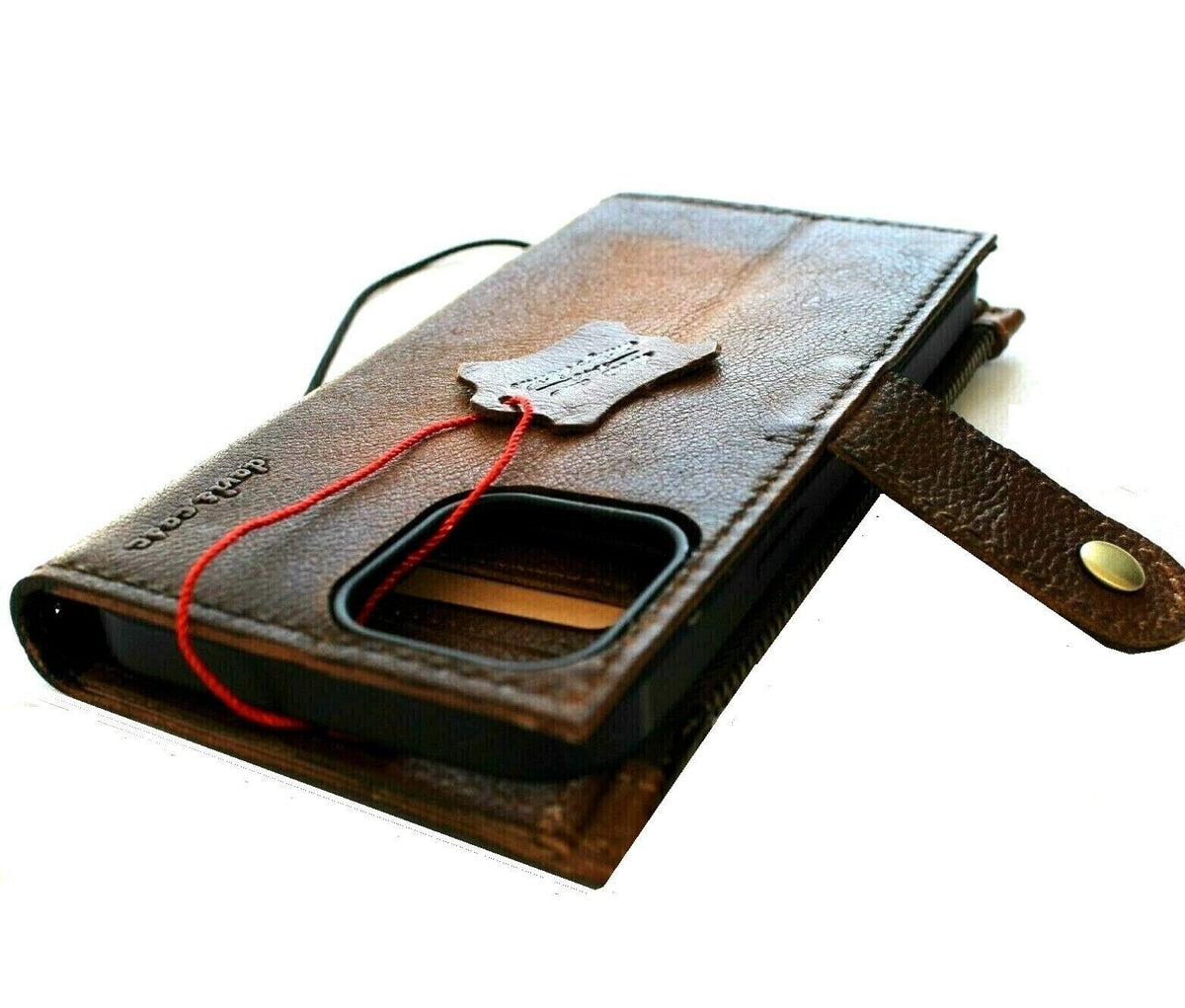 DAVISCASE genuine leather wallet phone case for iPhone 11-15 Pro Max, vintage retro style with ID window, credit card slots, zipper.