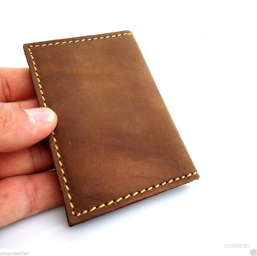 Men's DAVISCASE soft leather credit card case with four card slots, slip pockets, bi-fold slim wallet in classic tan color.