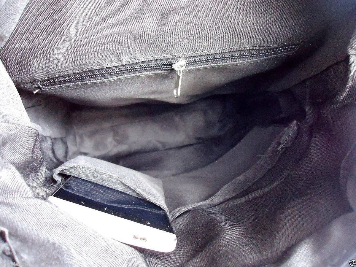 Men's black leather shoulder bag by DAVISCASE, classic crossbody messenger handbag with sleek genuine leather design.