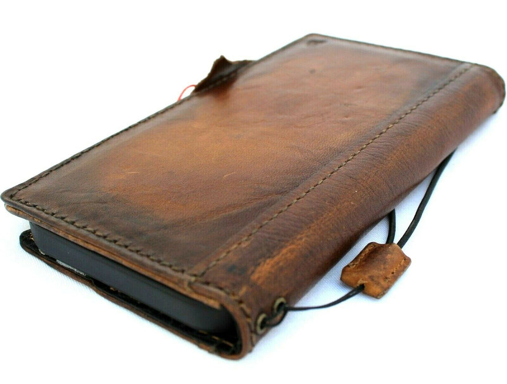 Handmade DAVISCASE genuine leather phone case for Apple iPhone 14-17 Pro Max and Galaxy S26 Ultra, vintage full grain wallet cover.