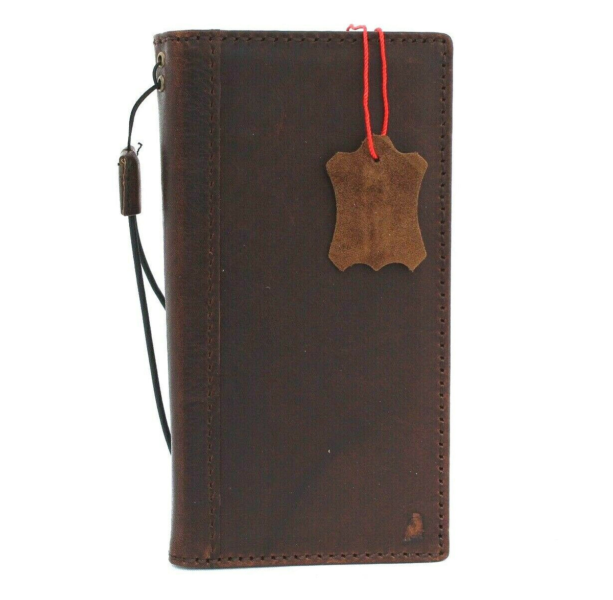 Genuine leather wallet case for Samsung Galaxy S21 by DAVISCASE with card slots, wireless charging support, and luxury rubber accents.