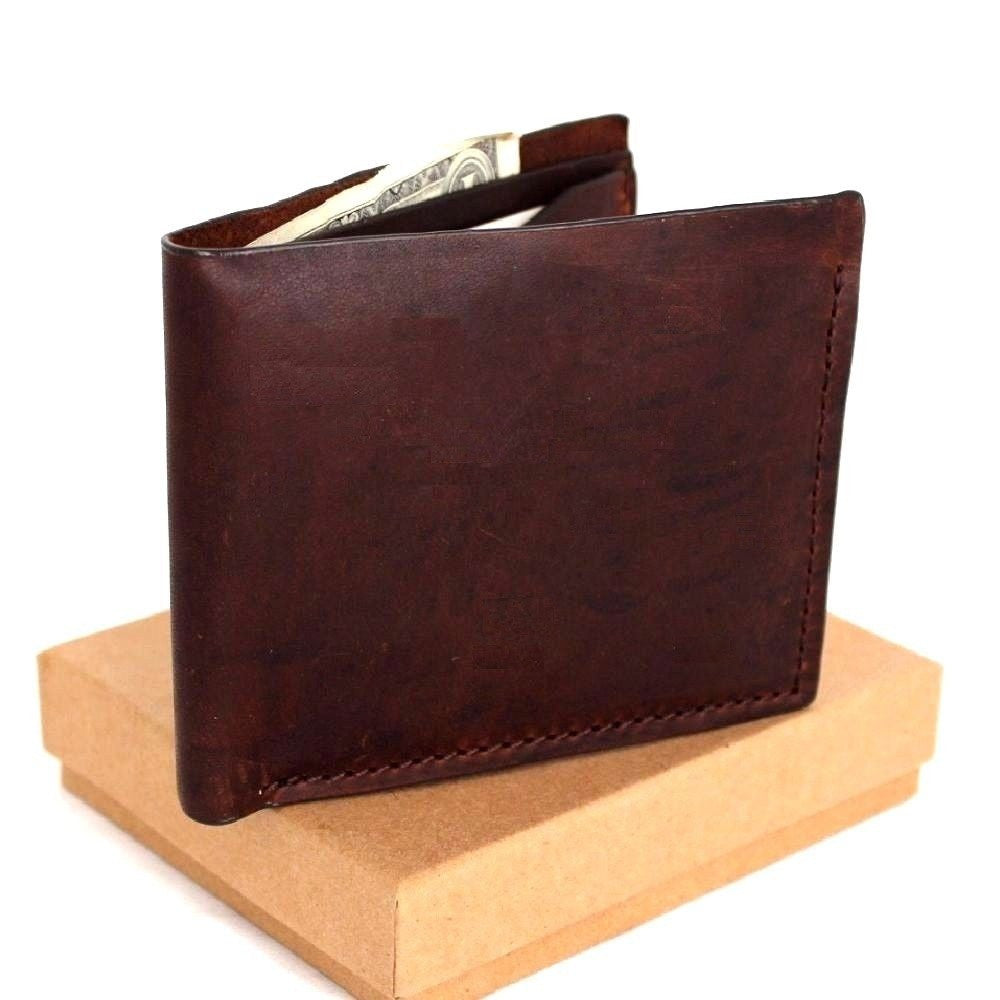 Men's brown DAVISCASE leather wallet with 4 credit card slots and a bill compartment, slim and handmade.