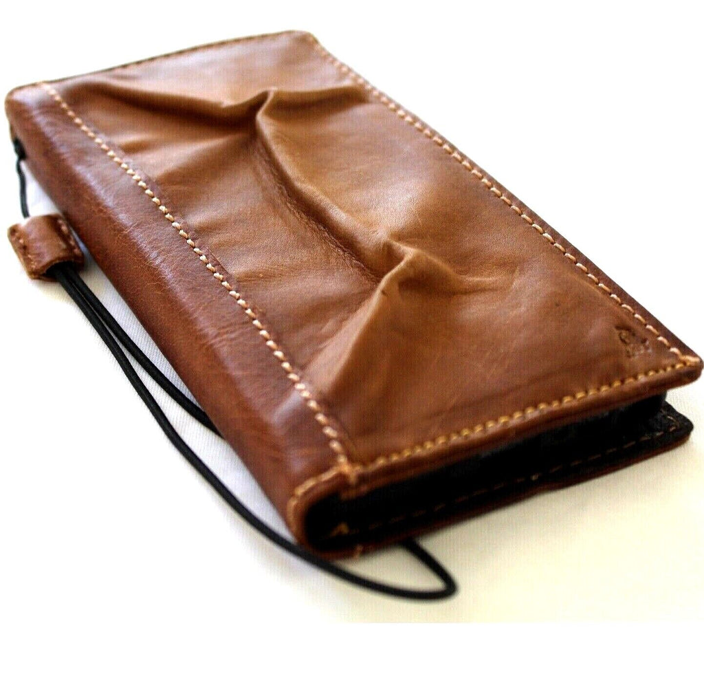 Daviscase genuine tan leather phone case for iPhone 11-16 Pro Max, handmade vintage style with credit card slots and full-grain leather finish.