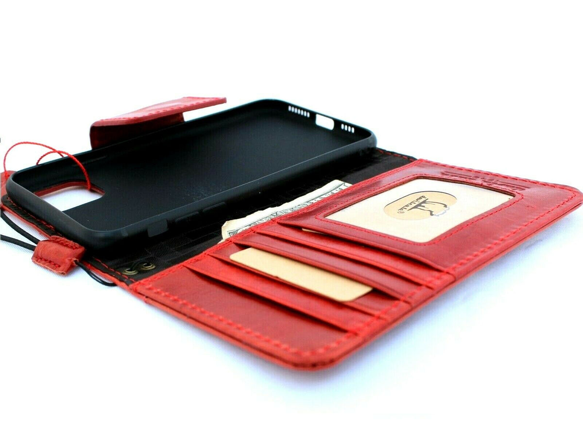 Genuine full leather flip wallet case for Apple iPhone 11 Pro Max, red luxury magnetic cover by DAVISCASE, handmade phone accessory.