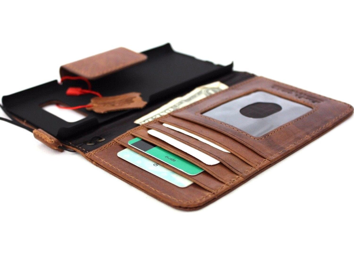 Brown genuine vintage leather case for Samsung Galaxy Note 8 by DAVISCASE, with card slots and magnetic closure.