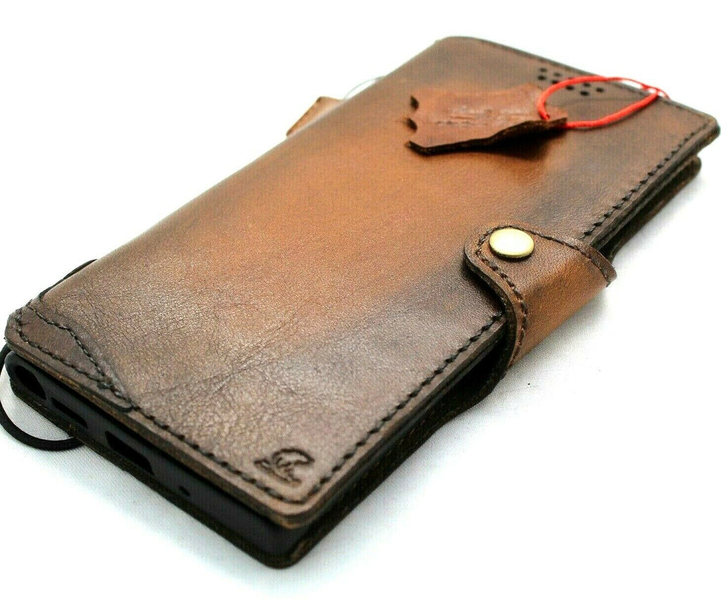 Handmade dark oiled genuine leather wallet case for Samsung Galaxy S20 Ultra by DAVISCASE, featuring a book-style design and wireless charging.