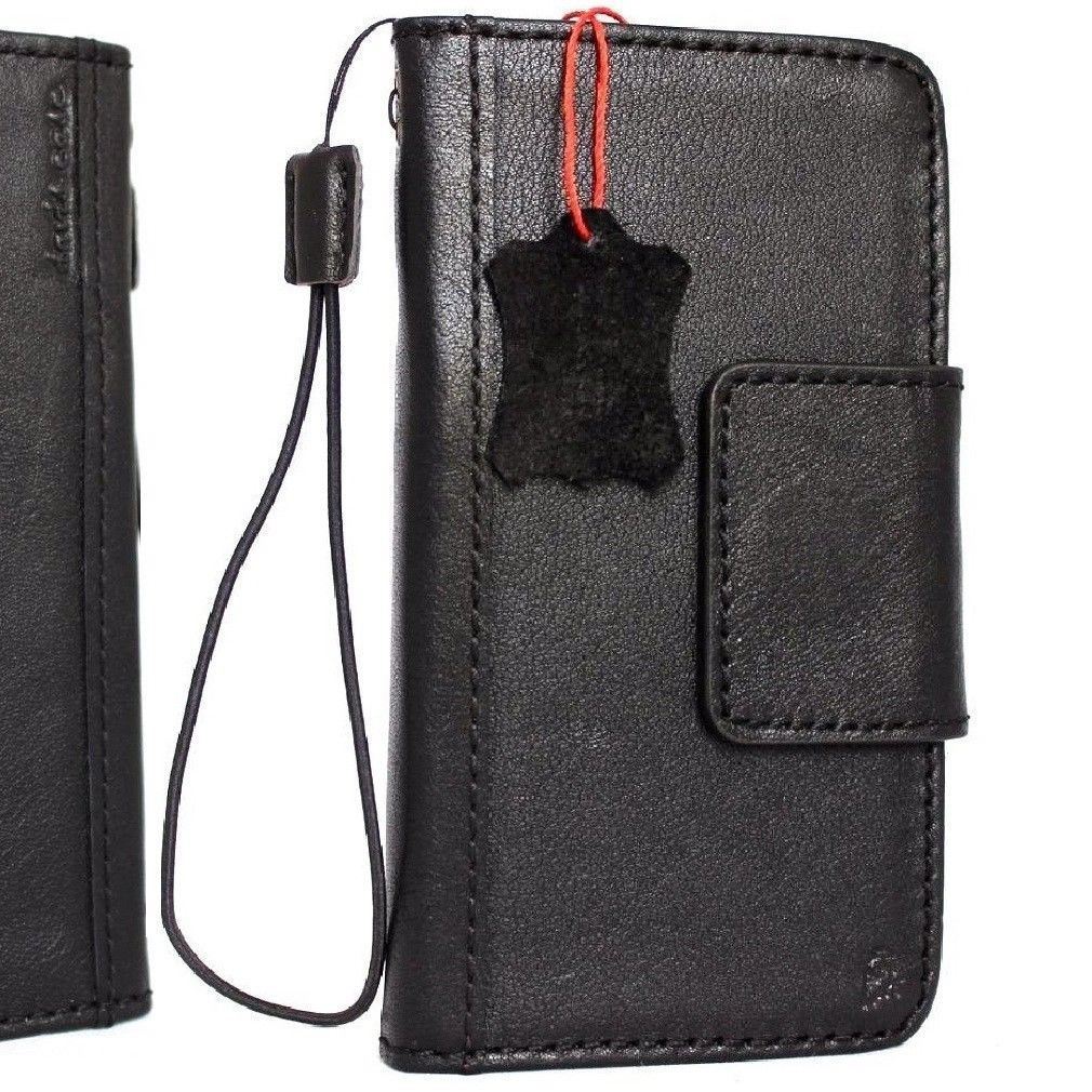 Black genuine vintage leather Samsung Galaxy Note 8 wallet case with magnetic closure, card slots, slim design by DAVISCASE.