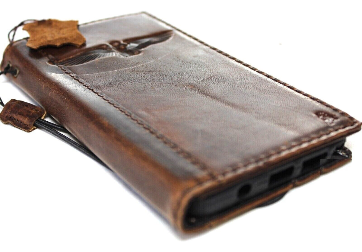 DavisCase genuine leather phone case with art wallet design for Samsung Galaxy S22 and A71, vintage style full grain leather.