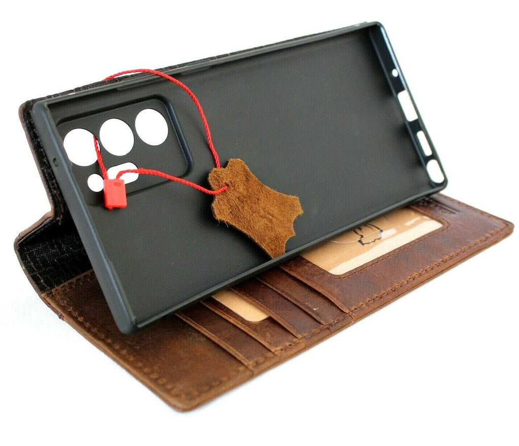 Leather wallet case for Samsung Galaxy Note 20 Ultra 5G by DAVISCASE, featuring card slots, ID window, and rubber stand.