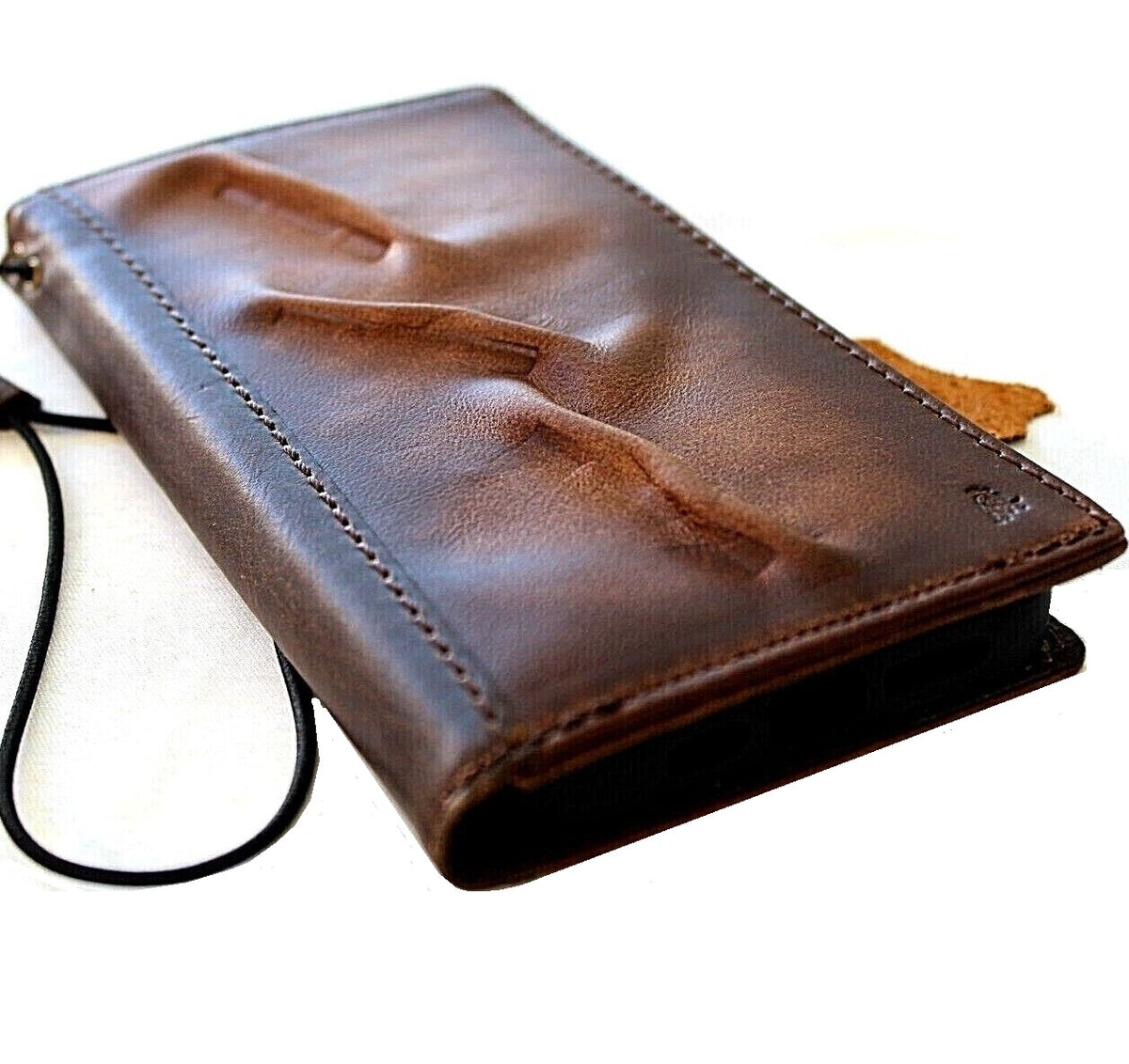 Handcrafted genuine leather phone case for iPhone and Samsung, vintage style with card slots, full grain leather, and rustic finish.