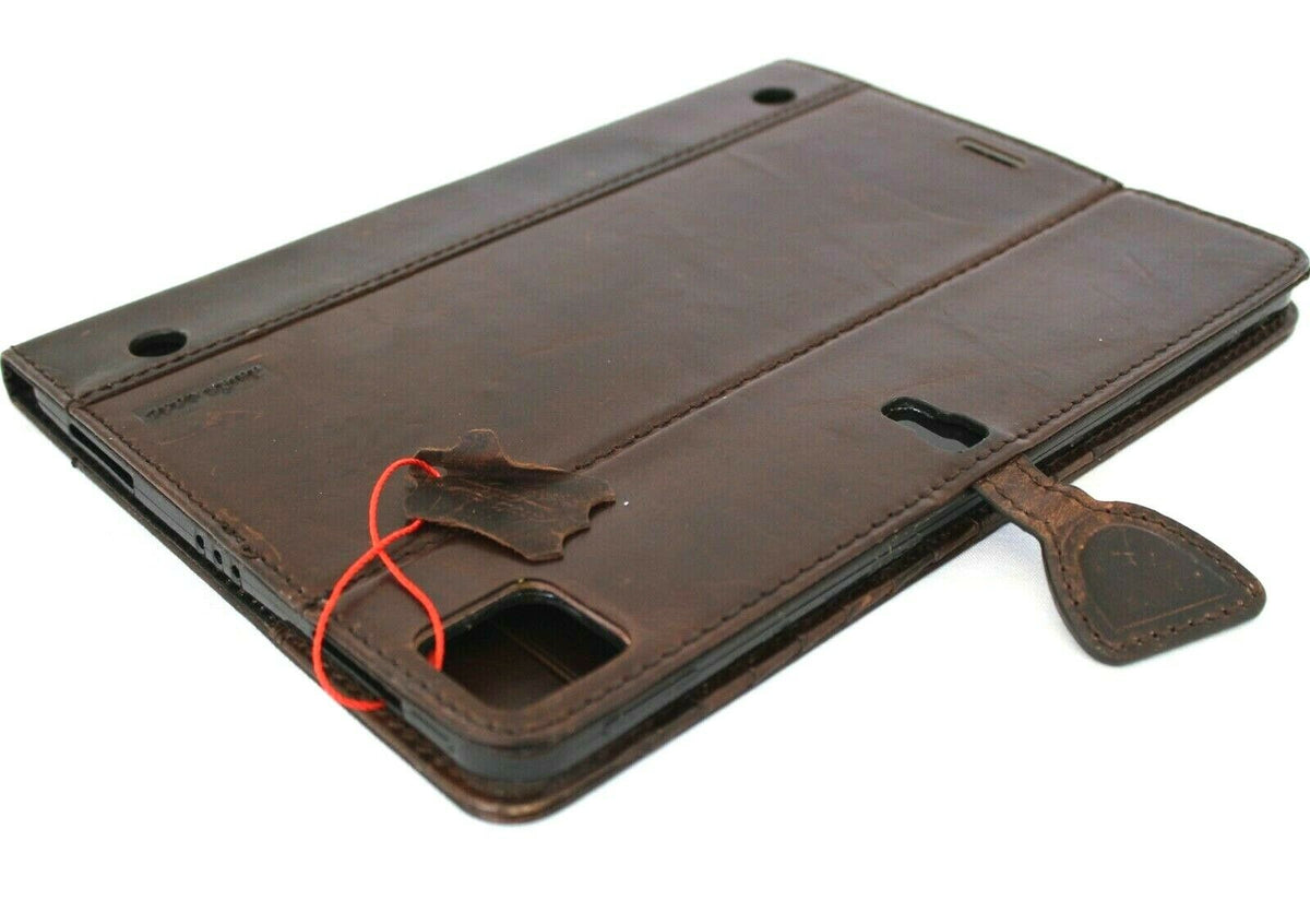 Brown genuine vintage leather iPad Pro 11 (2020) case by DAVISCASE with flip cover, credit card slots, slim design, handmade.