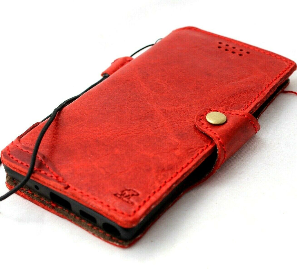 Red genuine leather flip wallet case for Samsung Galaxy Note 10, slim design with strap, handcrafted by DAVISCASE.