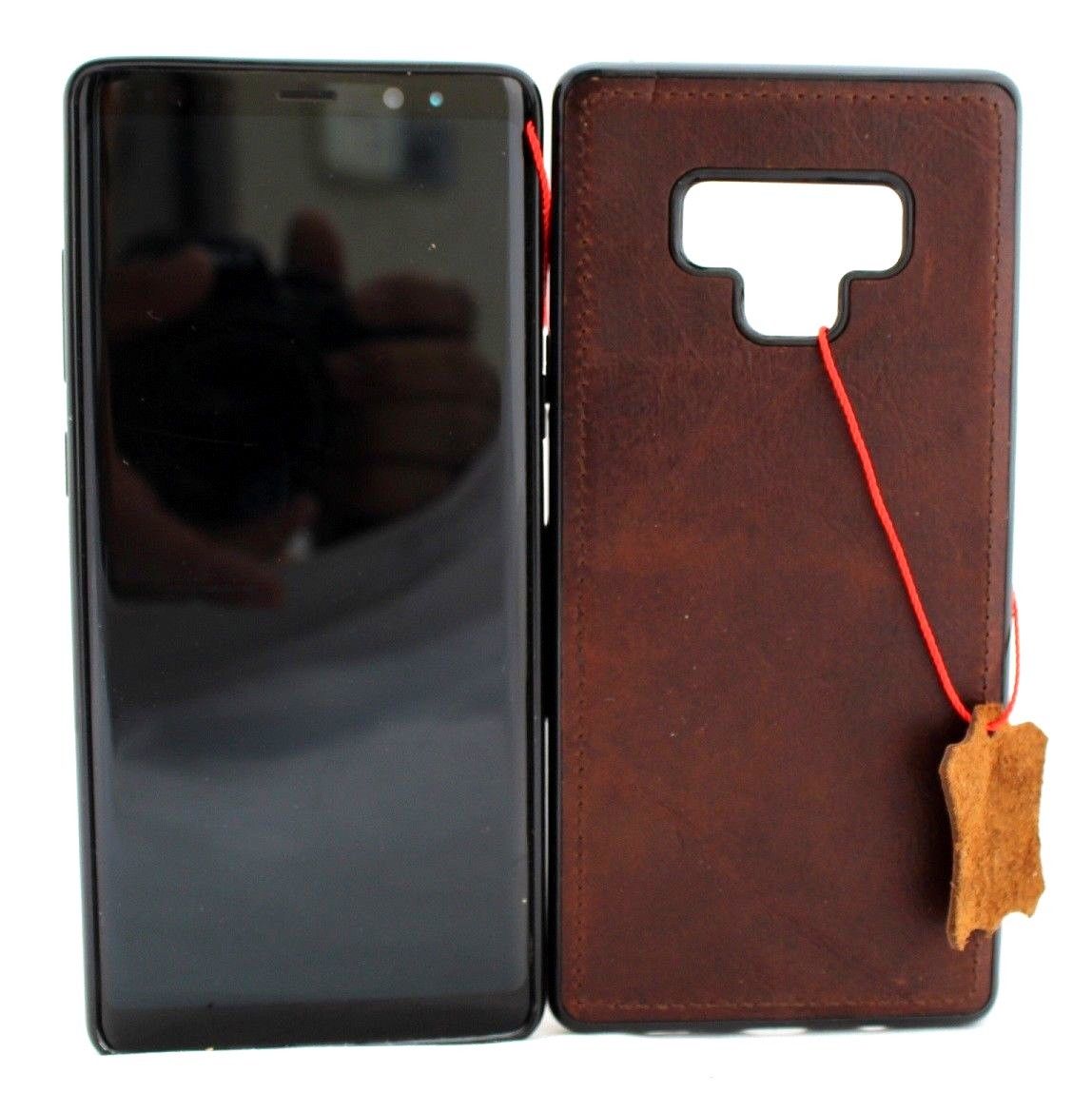 Vintage-style genuine leather Samsung Galaxy Note 9 book cover with slim design, soft magnetic closure, handmade by Daviscase.