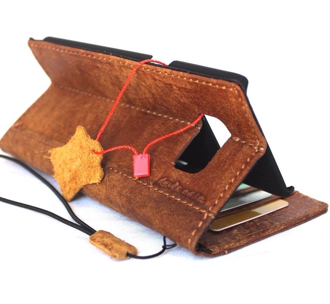 Handmade genuine Italian leather wallet case for Samsung Galaxy S8 with card slots and slim design.