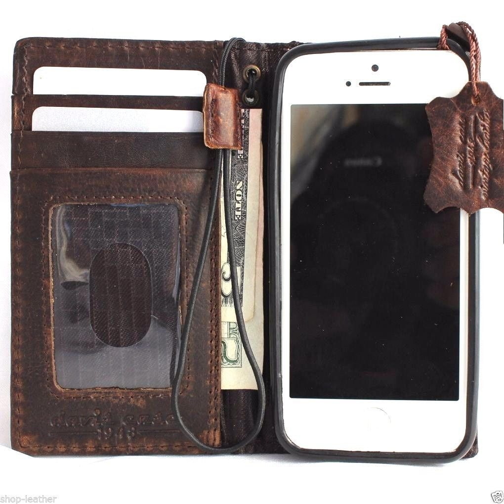 Handmade genuine leather flip case for iPhone 5S, 5C, 5 by DAVISCASE featuring wallet and credit card slots.